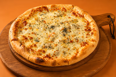 Pizza quattro formaggi